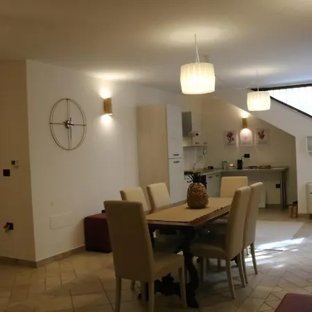 Dimora Tra I Due Mari Apartamento *